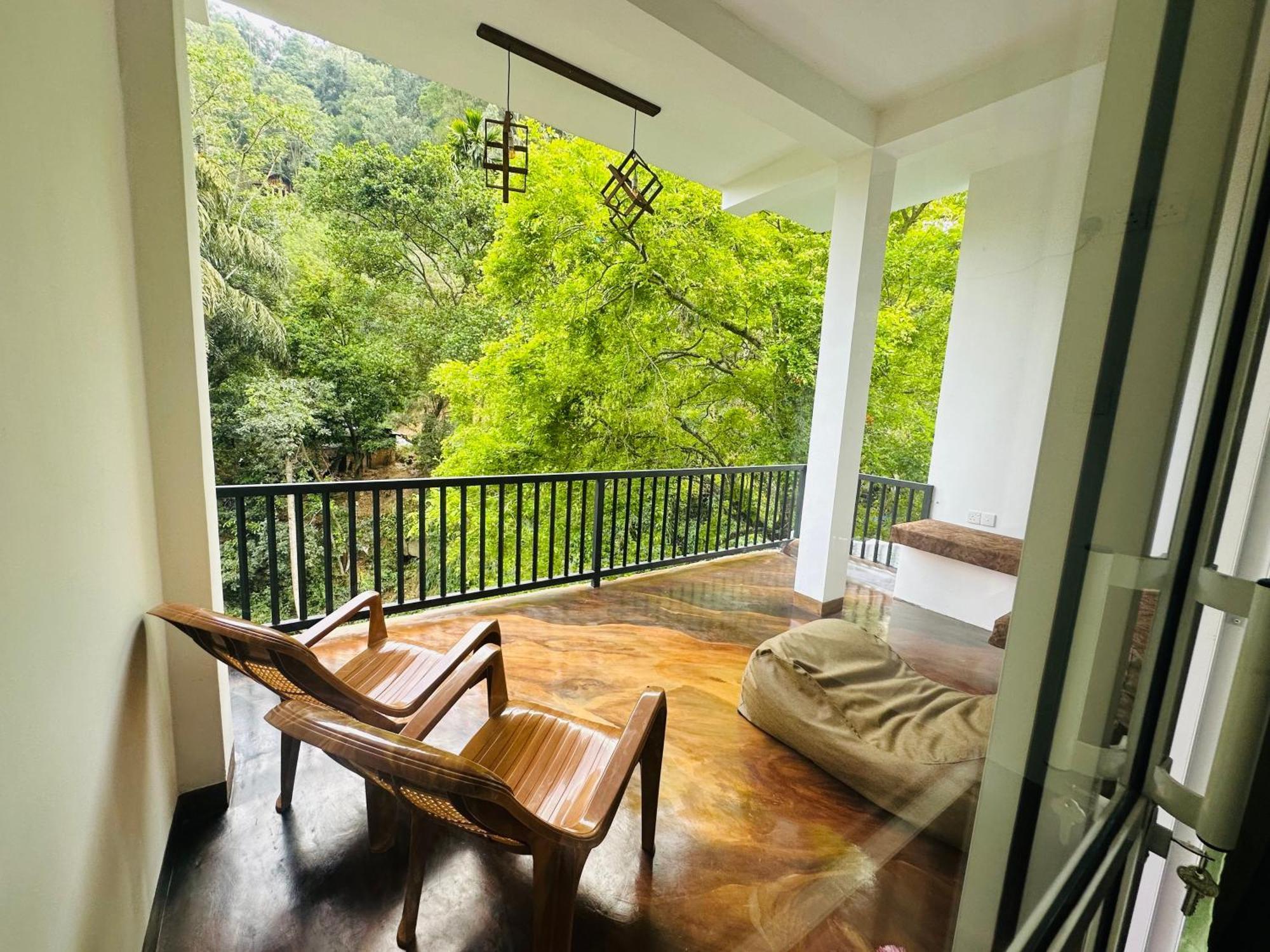 River Splendour Home Stay Ella Exteriör bild